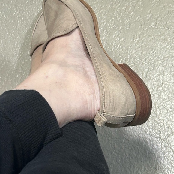 Shoes  Loafers - Picture 4 of 12